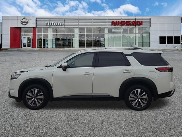 Used 2024 Nissan Pathfinder SL AWD/4WD image 4