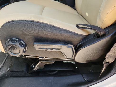 Used 2020 Jeep Gladiator Sport w/ Quick Order Package 23S image 13