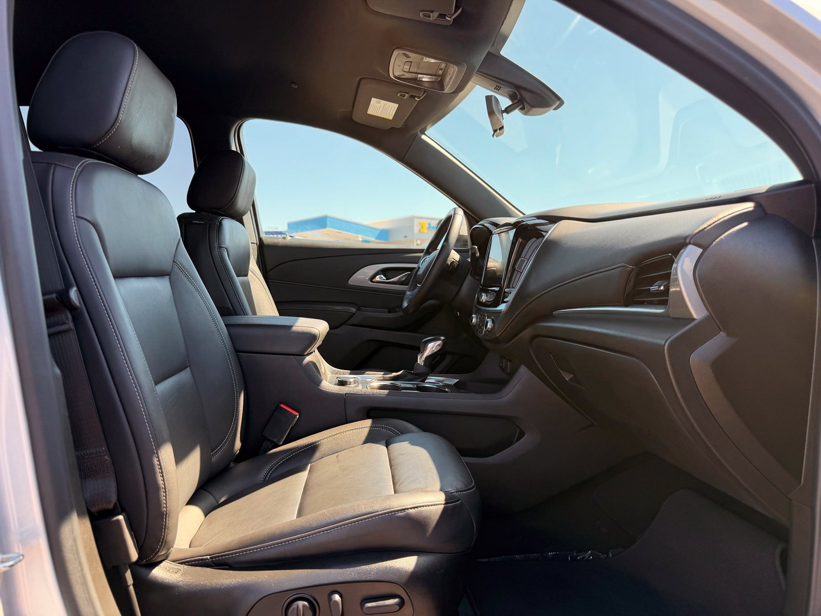 Used 2022 Chevrolet Traverse LT AWD/4WD image 29