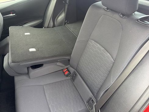 Used 2019 Toyota Corolla SE image 18