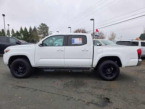 Used 2022 Toyota Tacoma SR5 image 6