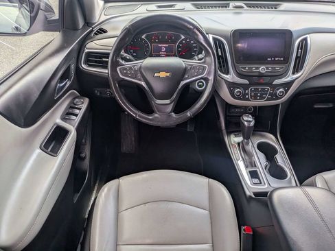 Used 2019 Chevrolet Equinox Premier AWD/4WD image 17