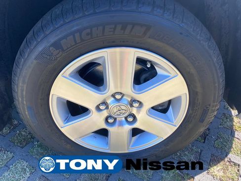 Used 2004 Toyota Sienna CE FWD image 10