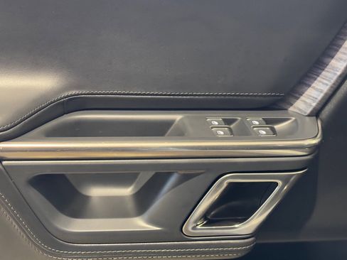 Used 2023 Rivian R1S Adventure image 21