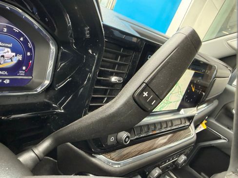 Used 2025 Chevrolet Silverado 2500 LT w/ All Star Edition image 39