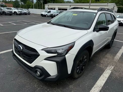 Used 2023 Subaru Outback Onyx Edition AWD/4WD image 5