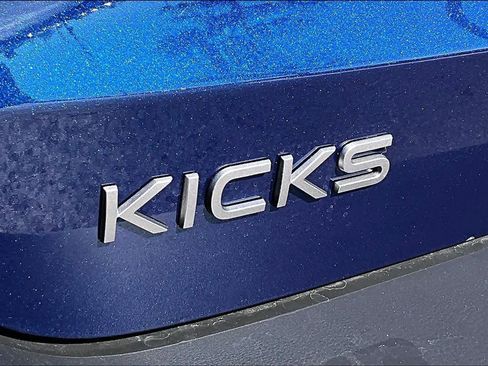 New 2026 Nissan Kicks SV image 15