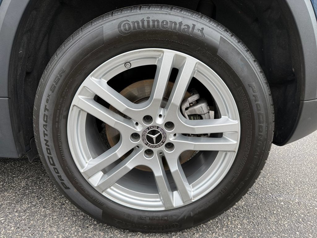 Used 2023 Mercedes-Benz GLA 250 4MATIC image 16