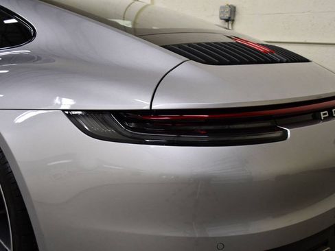 Used 2022 Porsche 911 Carrera w/ Premium Package RWD image 37