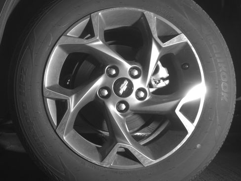 Used 2025 Chevrolet Trax LT w/ LT Convenience Package image 14