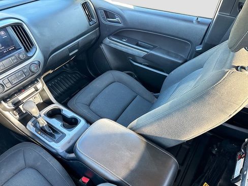 Used 2022 Chevrolet Colorado LT w/ Fleet Safety Package image 21