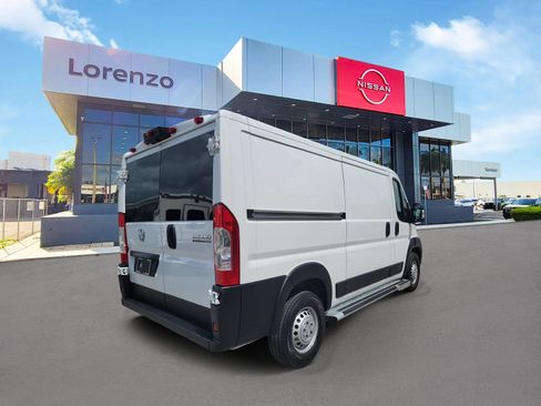 Used 2025 RAM ProMaster 2500 w/ U-Haul Equipment Group FWD image 5