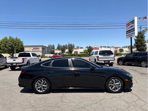 Used 2023 Hyundai Sonata SEL w/ Convenience Package FWD image 4