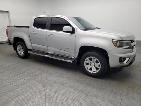 Used 2018 Chevrolet Colorado LT w/ LT Convenience Package image 11