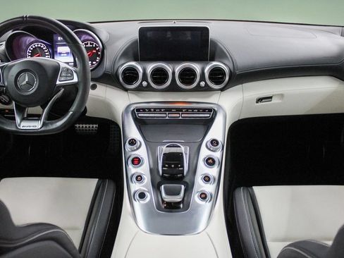 Used 2017 Mercedes-Benz AMG GT Coupe image 19