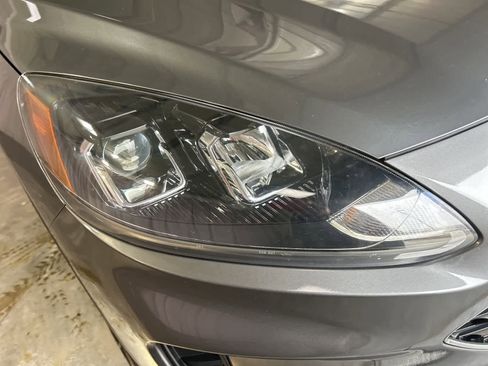 Used 2022 Ford Escape SE image 4