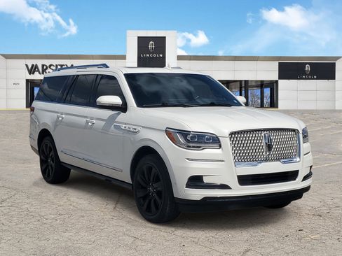 Used 2023 Lincoln Navigator L Reserve AWD/4WD image 1