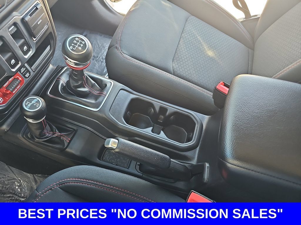Used 2021 Jeep Wrangler Rubicon AWD/4WD image 22