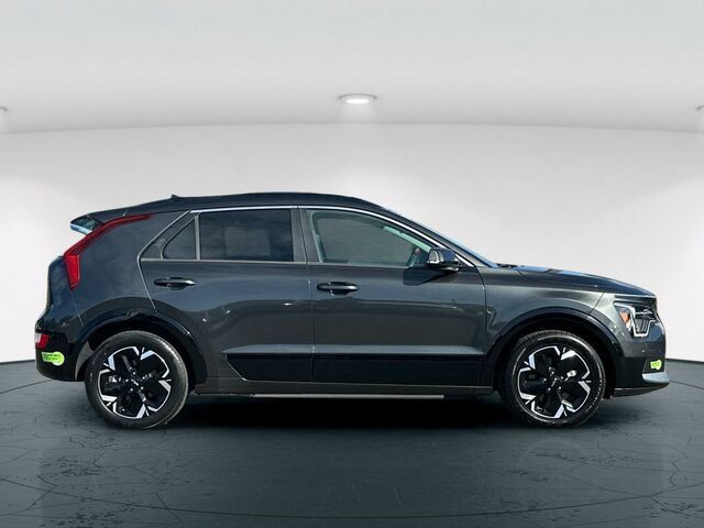 Used 2023 Kia Niro Wind FWD image 7