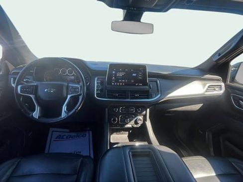 Used 2021 Chevrolet Suburban Z71 image 10