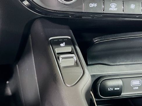 New 2025 Kia Telluride S image 21