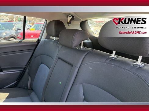 Used 2015 Kia Sportage LX image 30
