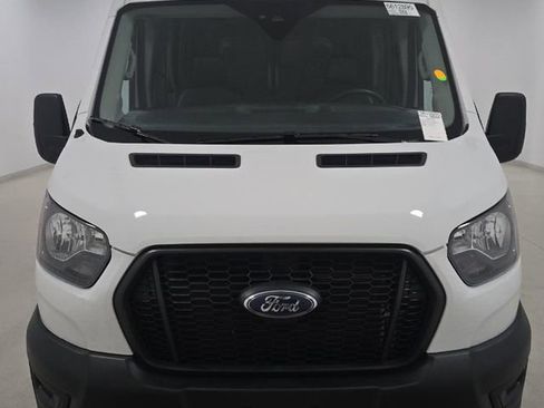 Used 2024 Ford Transit 250 148 Medium Roof RWD image 2