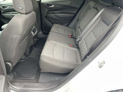 Used 2019 Chevrolet Equinox LT FWD image 11
