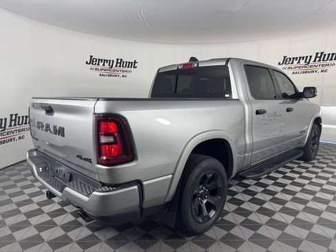 Used 2025 RAM 1500 Big Horn AWD/4WD image 7