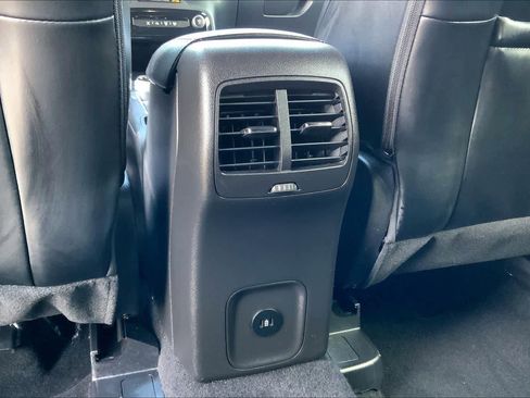 Used 2024 Ford Escape ST-Line w/ Tech Pack #1 image 35