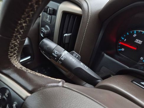Used 2019 GMC Sierra 2500 Denali w/ Duramax Plus Package AWD/4WD image 21