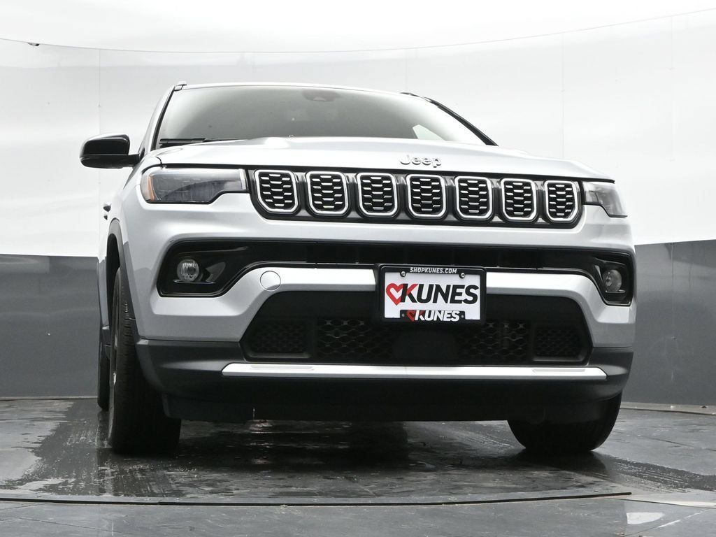 Used 2025 Jeep Compass Limited AWD/4WD image 45