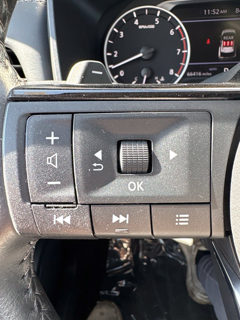 Used 2023 Nissan Rogue SV w/ SV Premium B Package AWD/4WD image 16