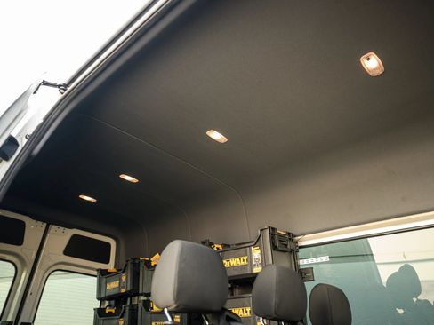 Used 2021 Mercedes-Benz Sprinter 2500 image 31