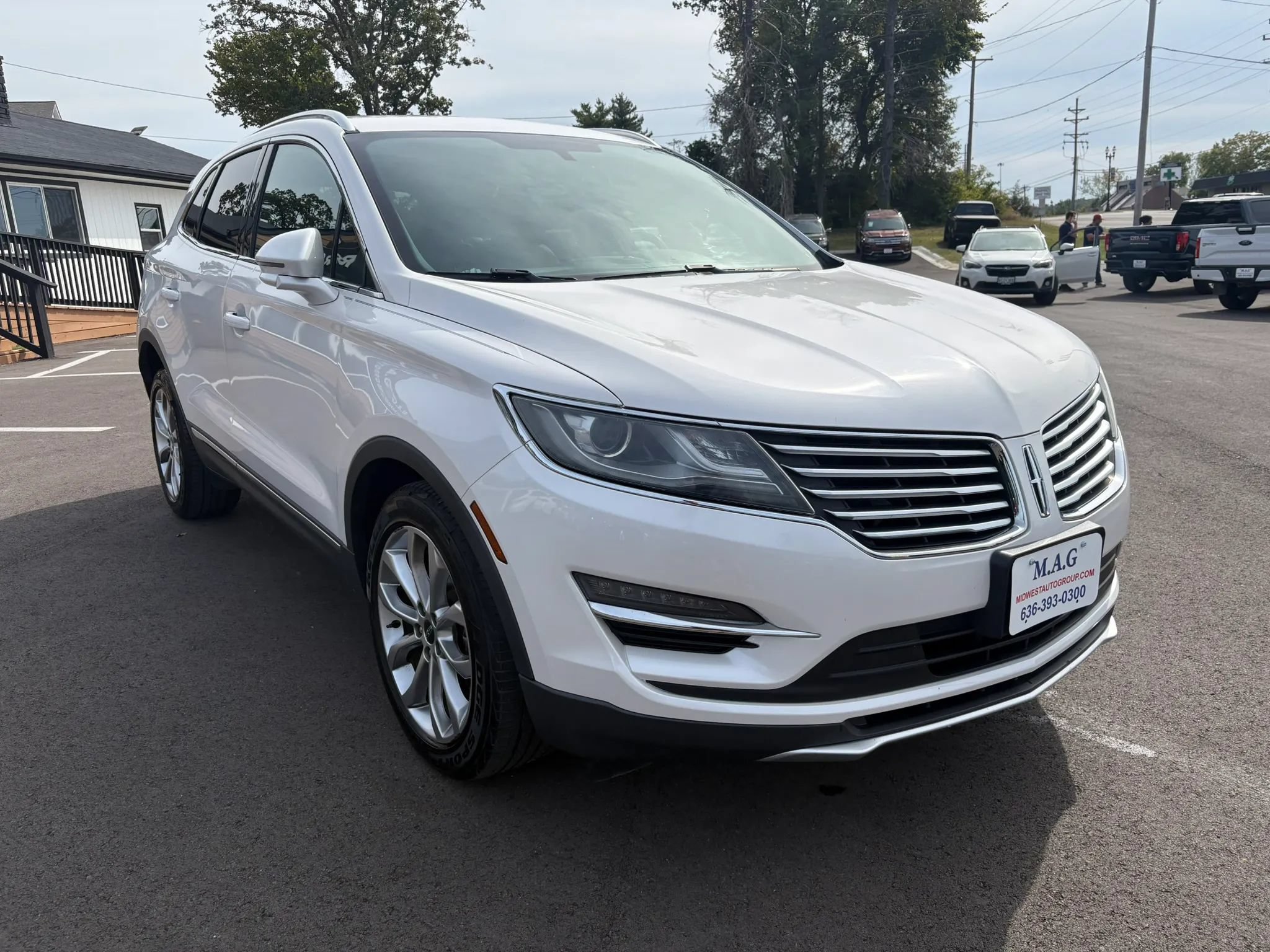 Used 2018 Lincoln MKC Select w/ Select Plus Package FWD image 8