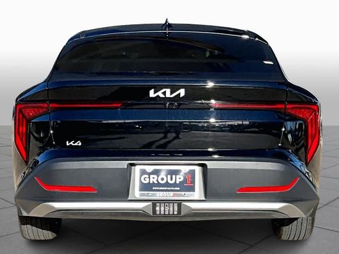 Used 2025 Kia K4 LXS image 4