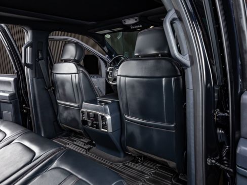 Used 2022 Ford F450 Platinum w/ FX4 Off-Road Package image 32