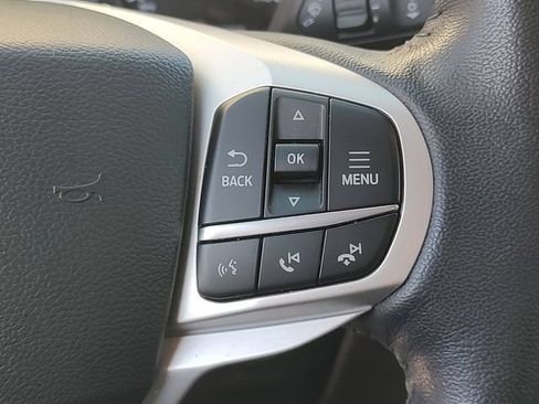 Used 2023 Ford Explorer XLT w/ Equipment Group 202A AWD/4WD image 20