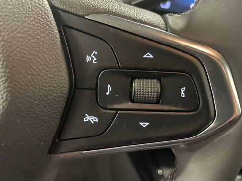 Used 2025 Chevrolet Trax ACTIV image 31