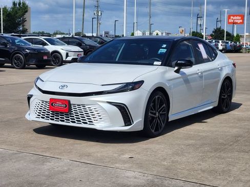 Certified 2025 Toyota Camry XSE w/ Premium Package FWD image 3