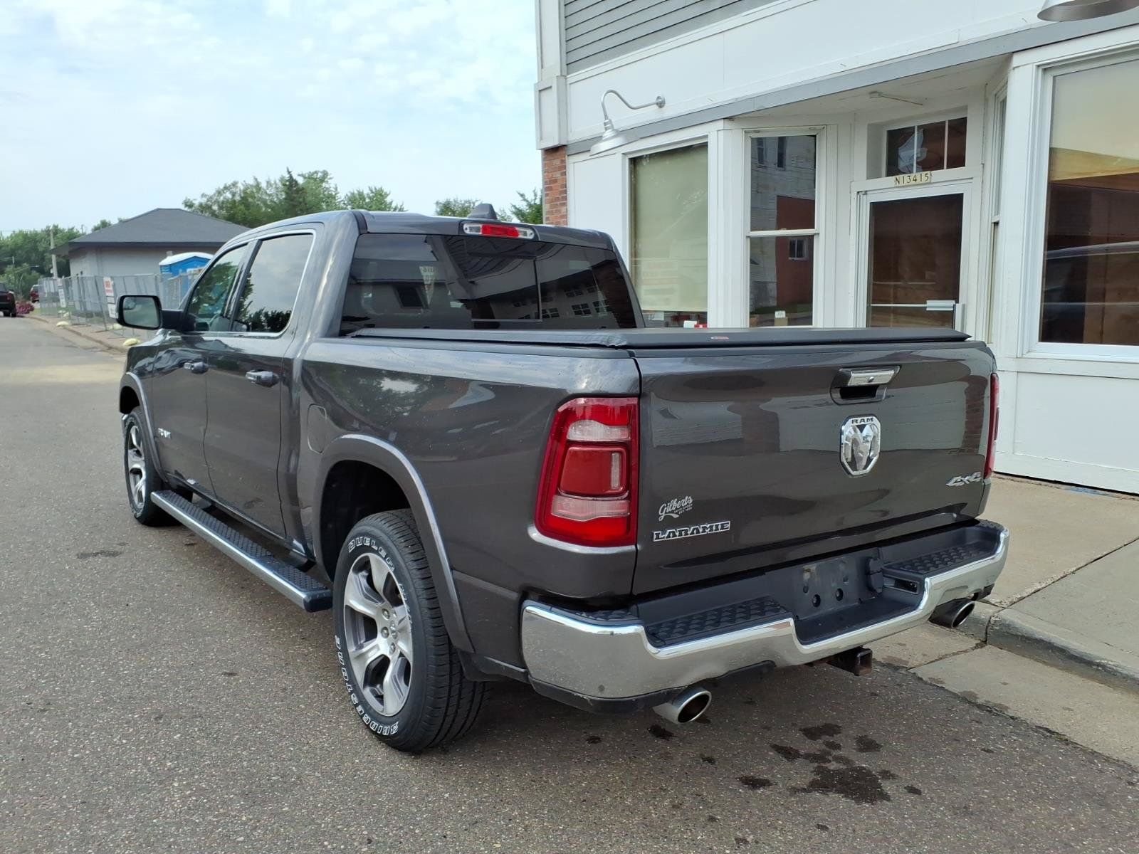 Used 2021 RAM 1500 Laramie AWD/4WD image 8