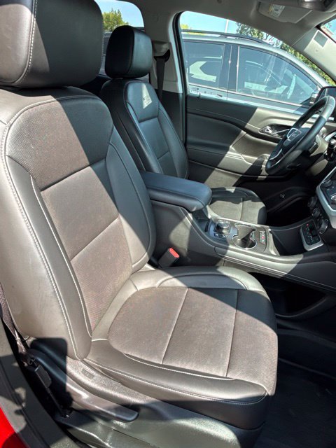 Used 2023 GMC Acadia SLT AWD/4WD image 37