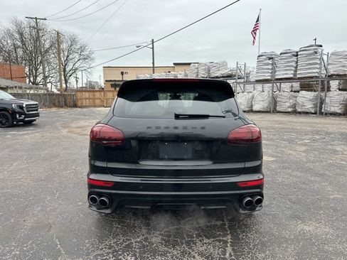 Used 2016 Porsche Cayenne GTS image 6