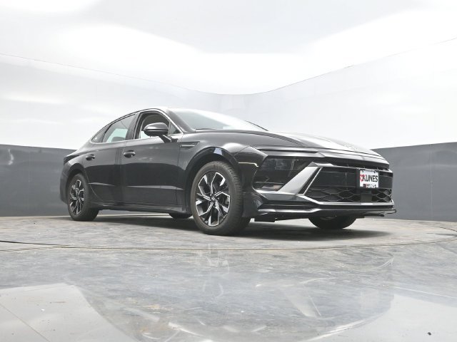Used 2025 Hyundai Sonata SEL FWD image 43