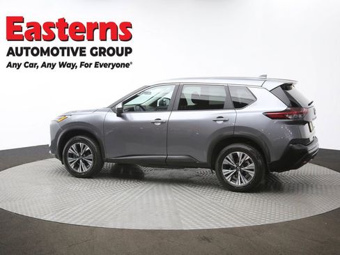 Used 2023 Nissan Rogue SV image 61