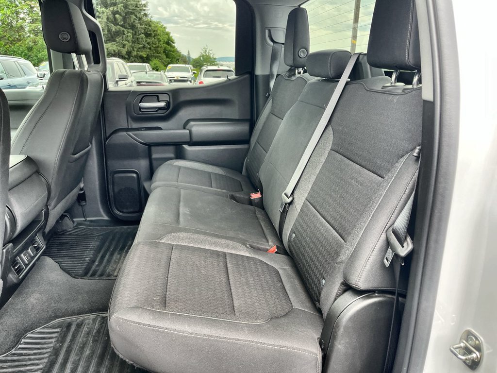 Used 2022 Chevrolet Silverado 1500 LT AWD/4WD image 23