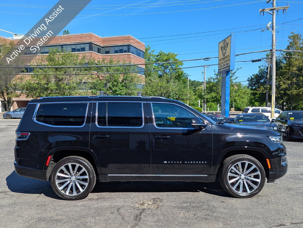 Used 2022 Jeep Grand Wagoneer Series II w/ Convenience Group III AWD/4WD image 7