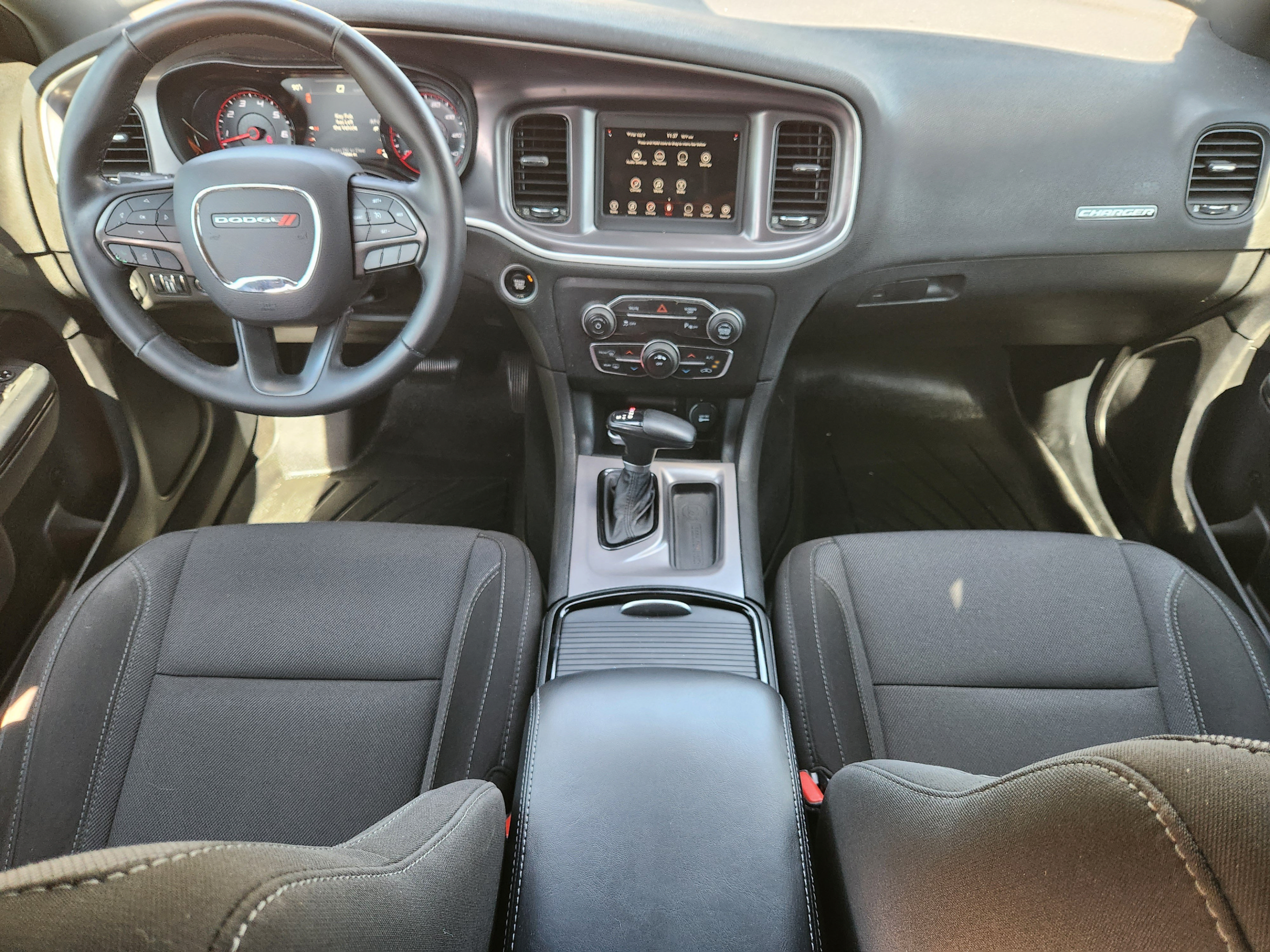 Used 2019 Dodge Charger SXT w/ Plus Group RWD image 20