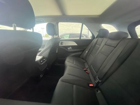 Used 2024 Mercedes-Benz GLE 450 4MATIC image 10