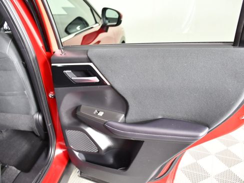 Used 2024 Mitsubishi Outlander ES AWD/4WD image 40
